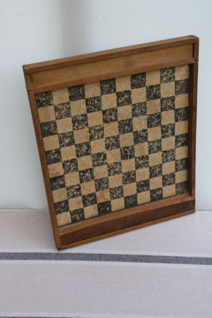 Ancien jeu de l'oie en bois