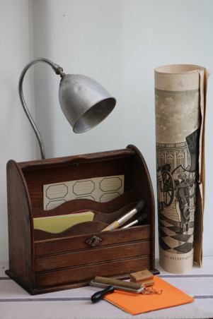 Range-courrier en bois
