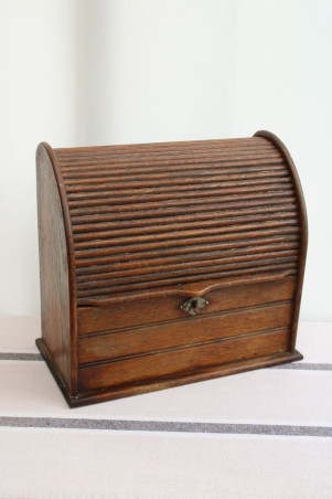 Range-courrier en bois