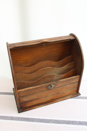 Range-courrier en bois