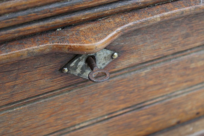 Range-courrier en bois