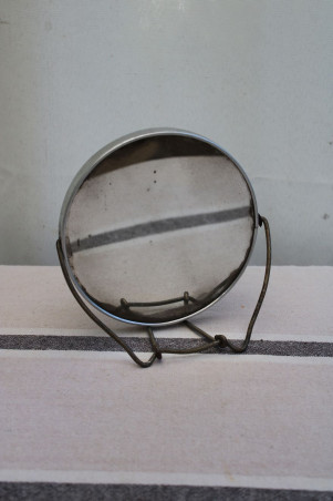 Ancien miroir à poser en métal