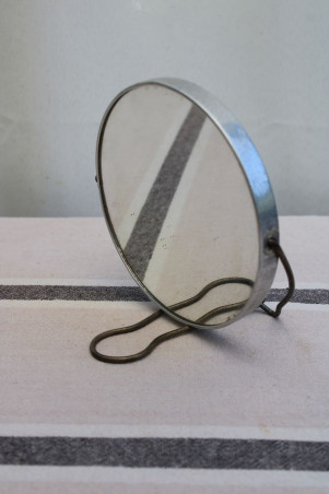 Ancien miroir à poser en métal