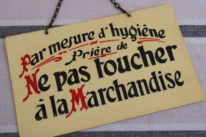 Ancienne plaque en plastique