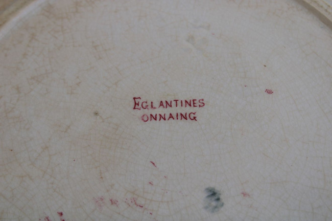 Ancien plat de service en céramique