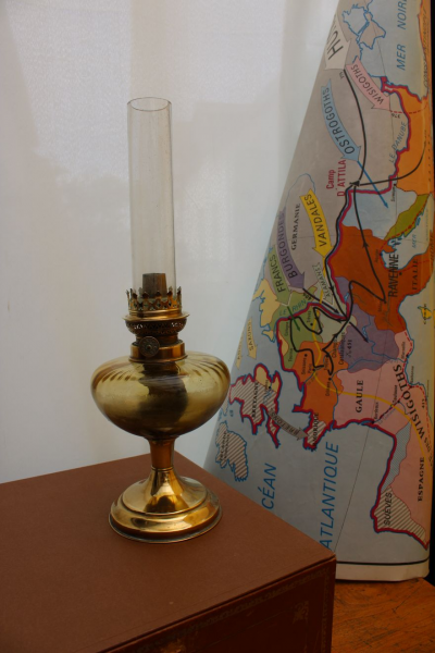 Ancienne lampe à pétrole