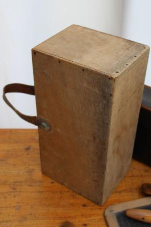 Ancienne boîte en bois